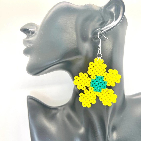 Large Flower Earrings - Summer Earrings - Spring Earrings - Perler Earrings - Picture 7 of 8